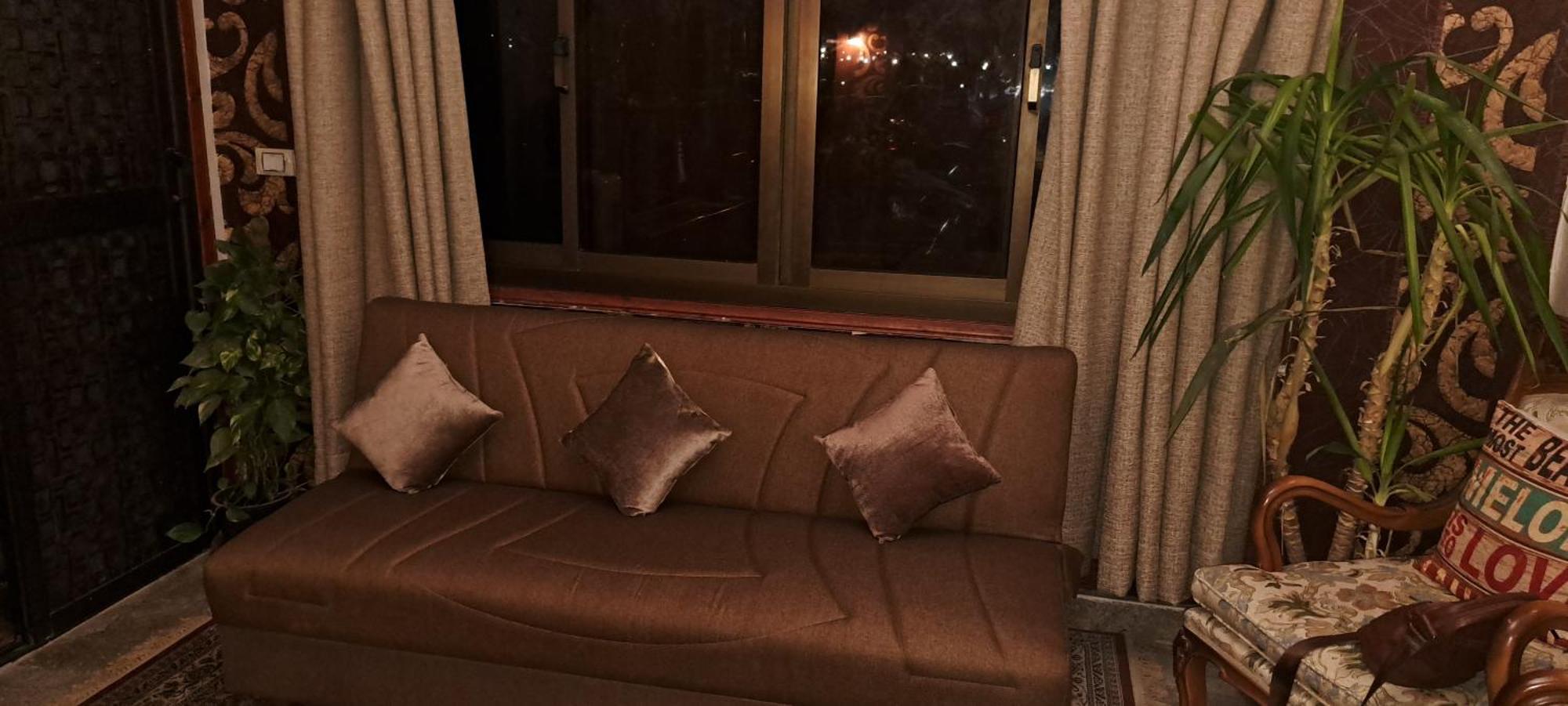 Panorama Apartment With A Charming View Of Cairo International Airport All The Apt For You With Free Airport Pick Up Or Drop Off Limousine شقة بانوراما بإطلالة ساحرة على مطار القاهرة الدولي Экстерьер фото